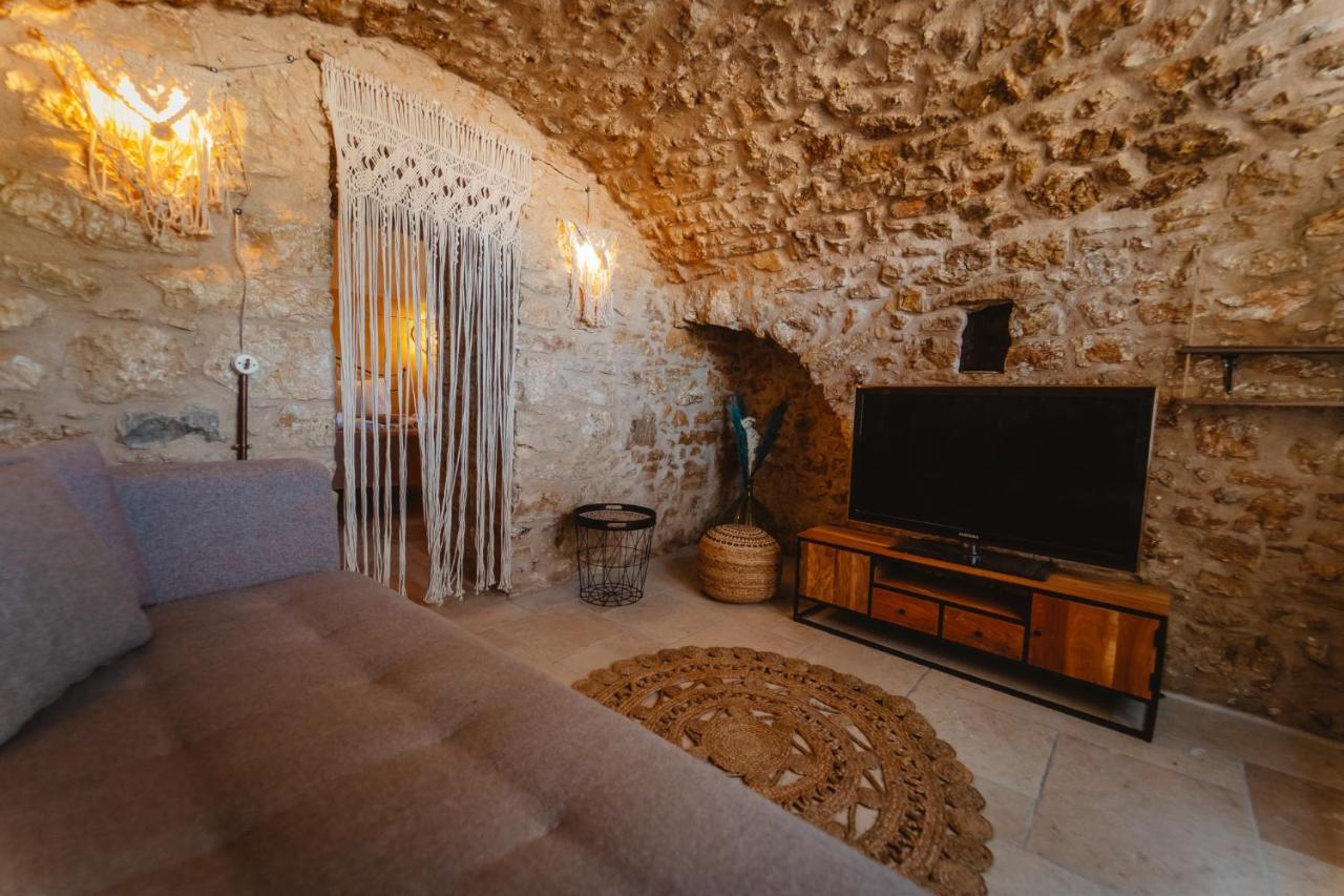 Kythera Secrets Suites Viaradika Eksteriør billede