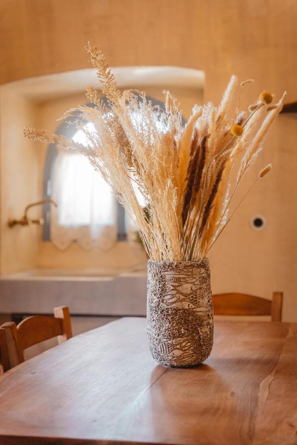 Kythera Secrets Suites Viaradika Eksteriør billede